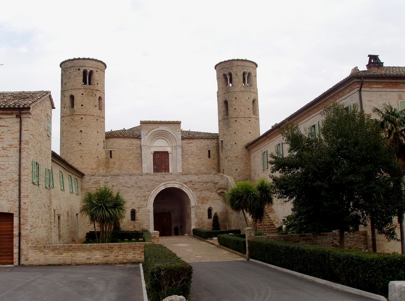 Abbazia San Claudio 1.jpg